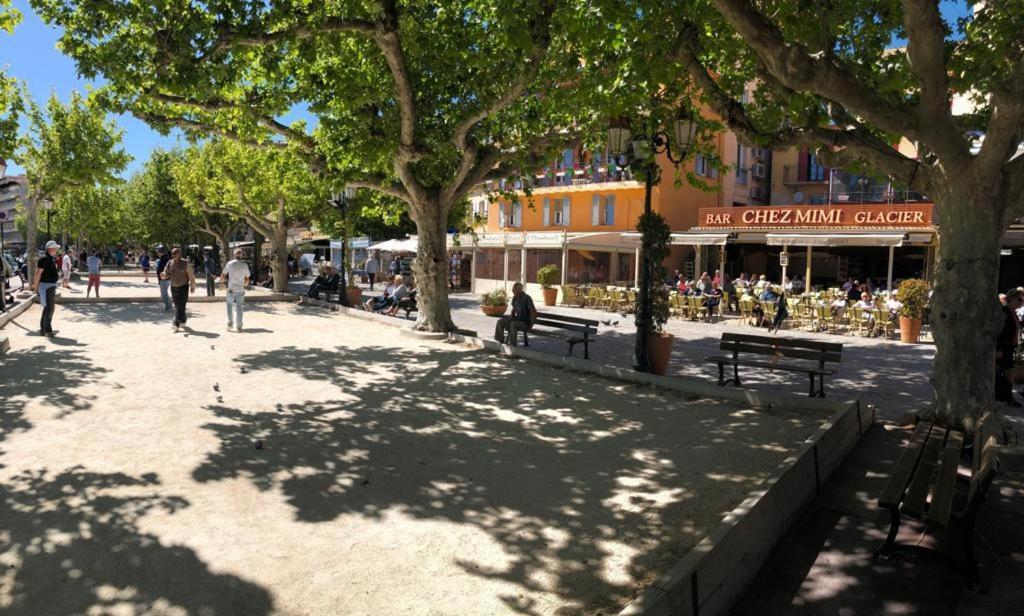 Appartement Altair Le Lavandou Buitenkant foto